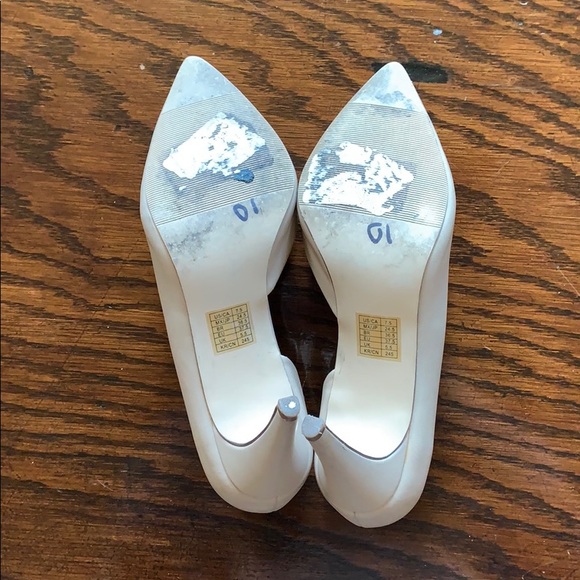 👠Forever 21 size 7.5 nude heel👠 - Picture 5 of 6